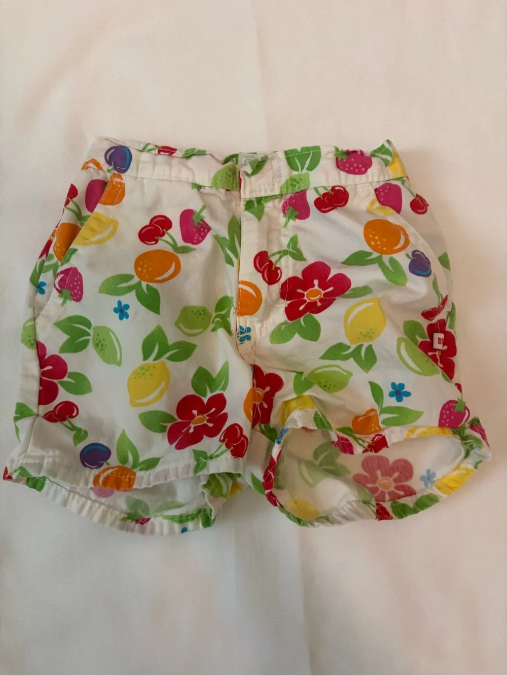 VINTAGE OSHKOSH B’GOSH FRUIT FLORAL SHORTS SIZE 2T